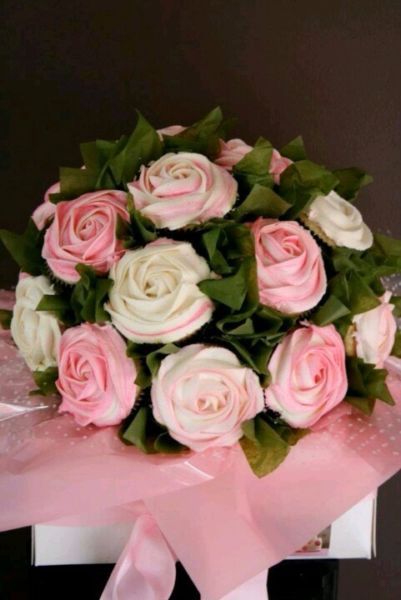 Rose Cupcake Bouquet