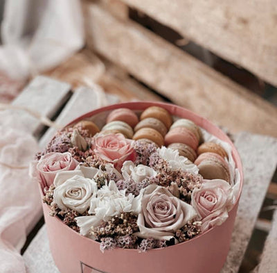 Pink & White Roses & Macarons Box